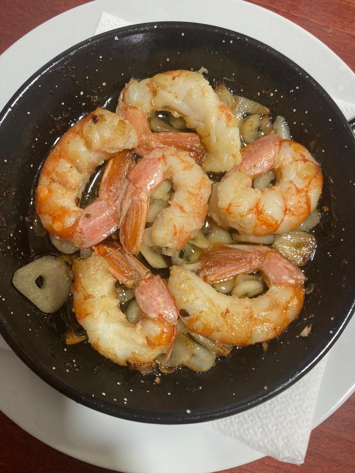 Sepia a la plancha con patatas